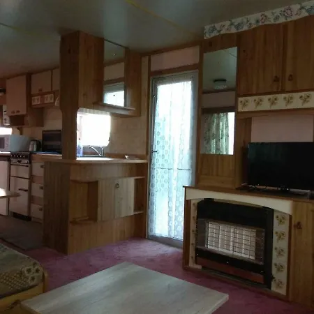 아파트 Mobilheim Vyhlidka Camp Vyrovice